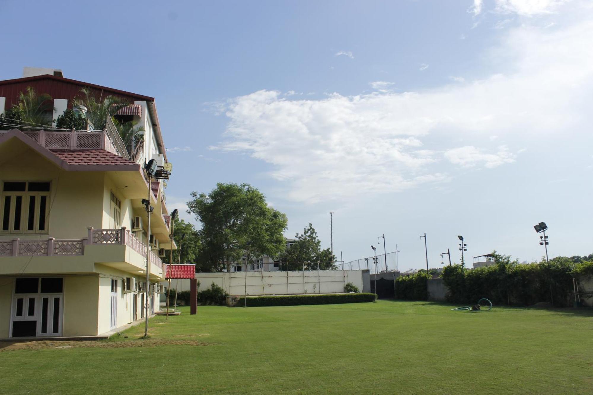 The Byke Grassfield Resort With Outdoor Pool, Shyam Nagar, Jaipur Dış mekan fotoğraf